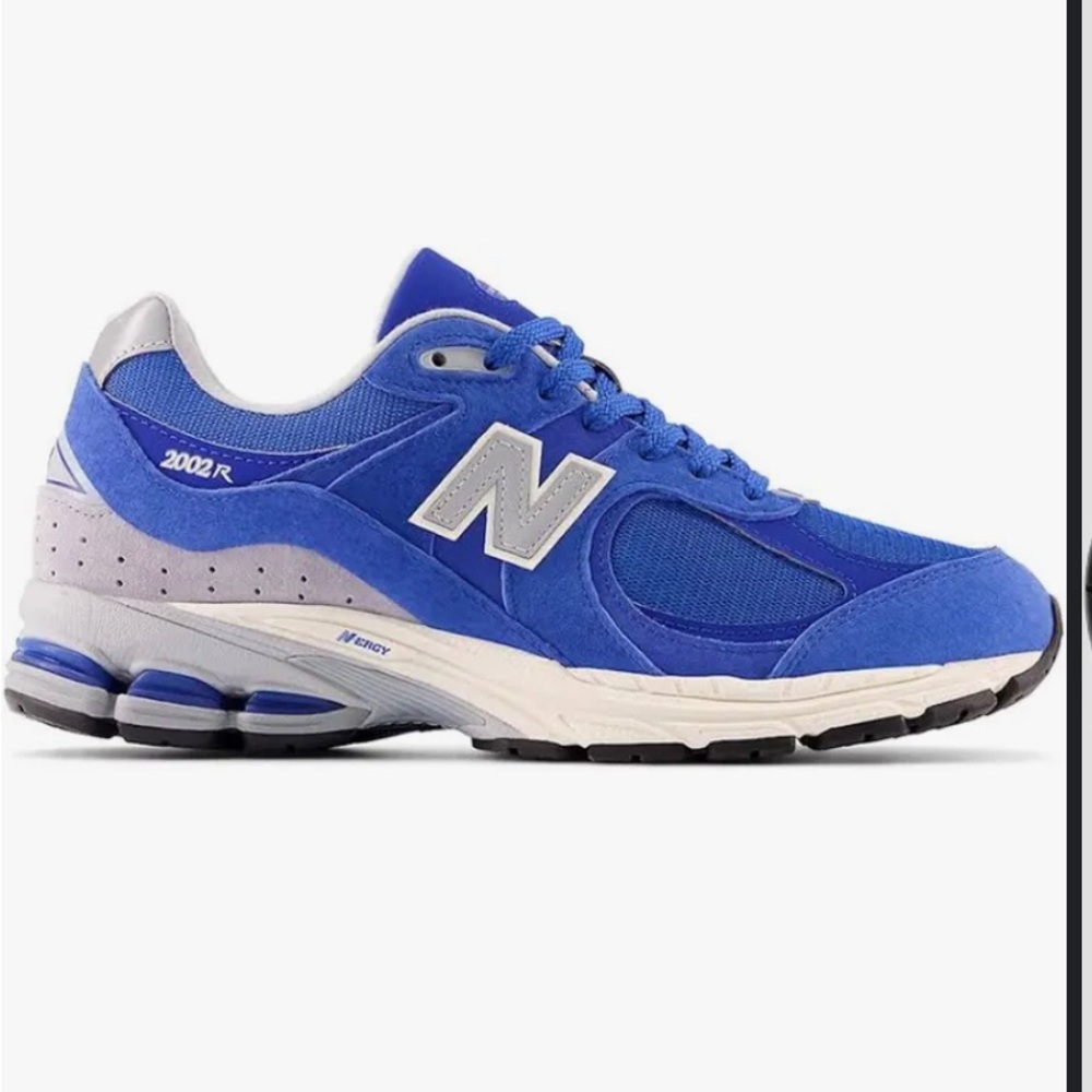 New Balance 2002R